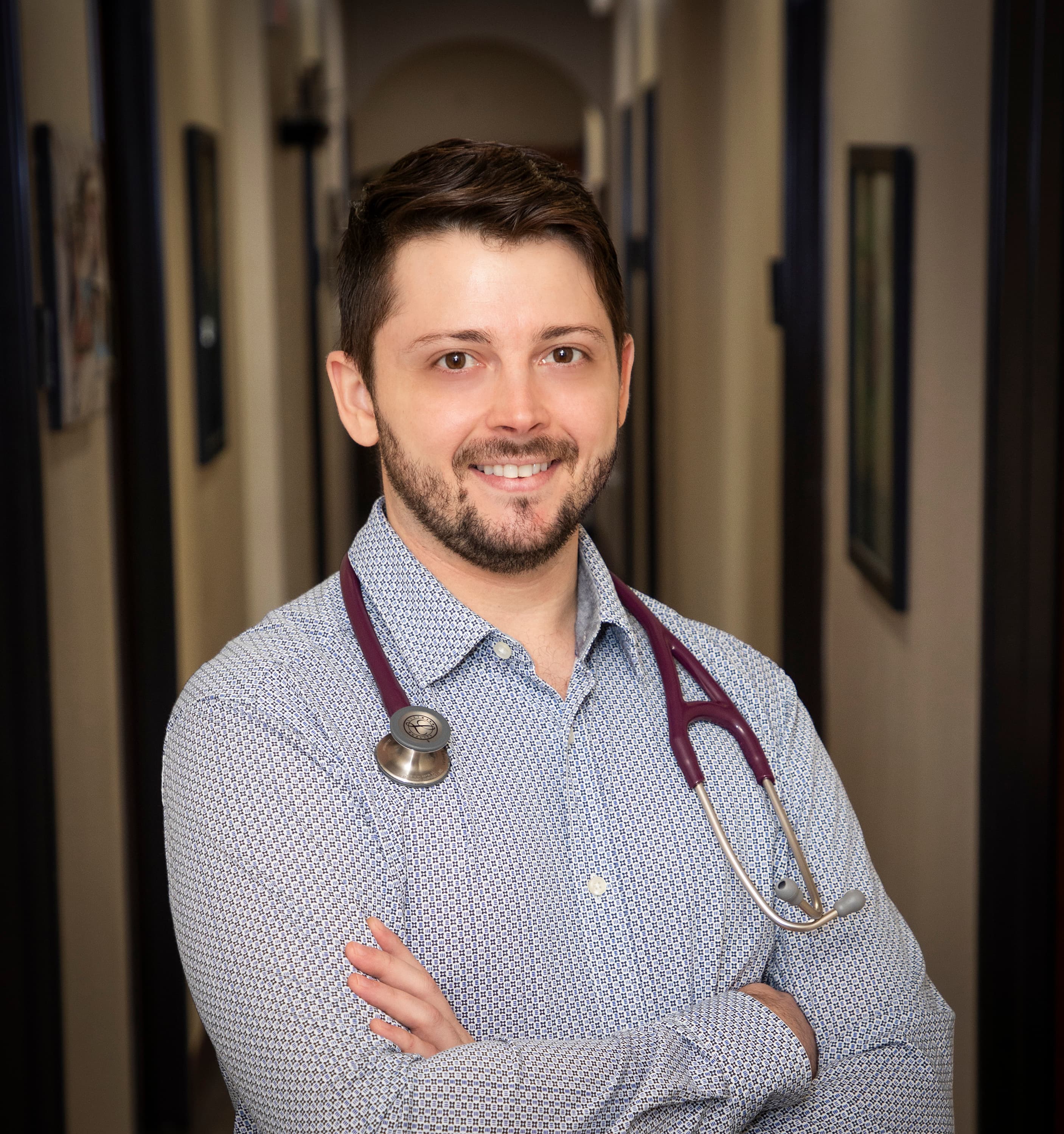 Dr. Ernesto Arostegui